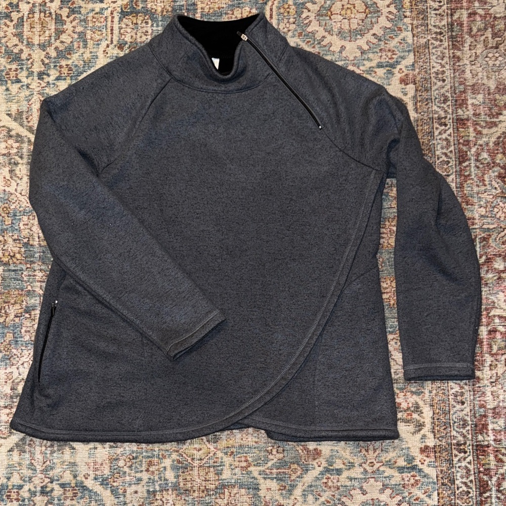 Charcoal Aventura 1/4 side Zip-Up Sweater women’s size L soft and warm